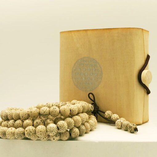 2500000007353-COLLANA MALA LEGNO-SEMI DI LOTO